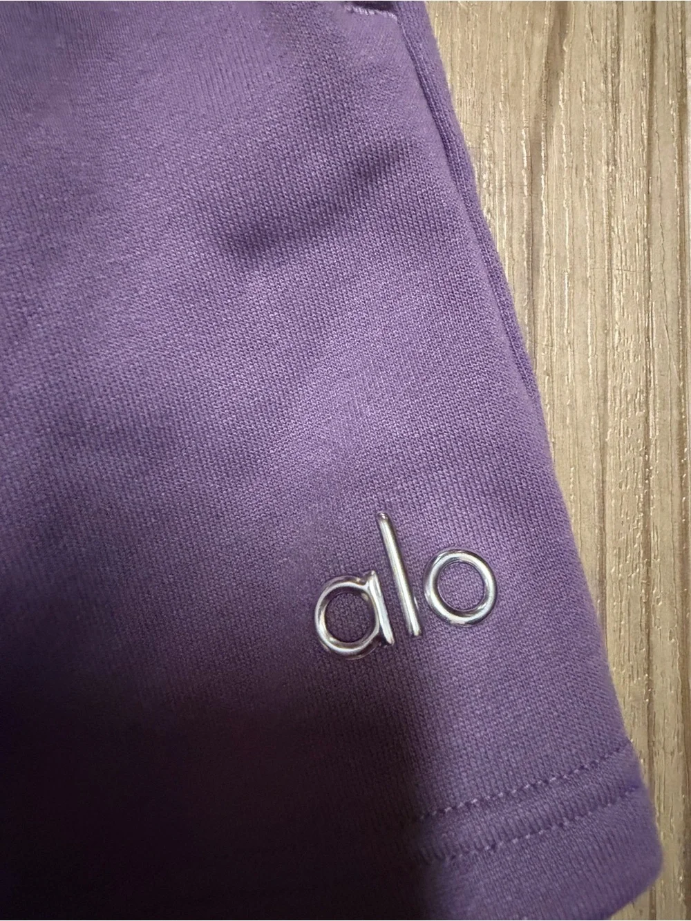 NWT alo accolade short